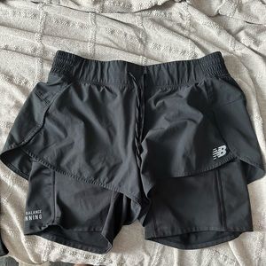 New Balance Women's Impact Run 2 in 1 Short, Size M, Black